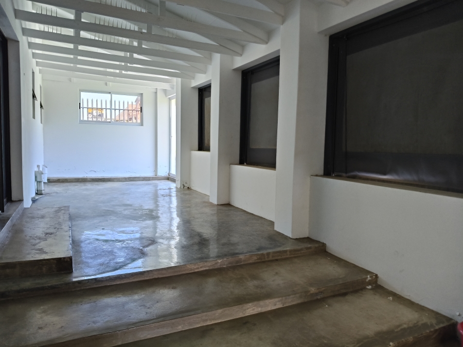 4 Bedroom Property for Sale in C Place Eastern Cape